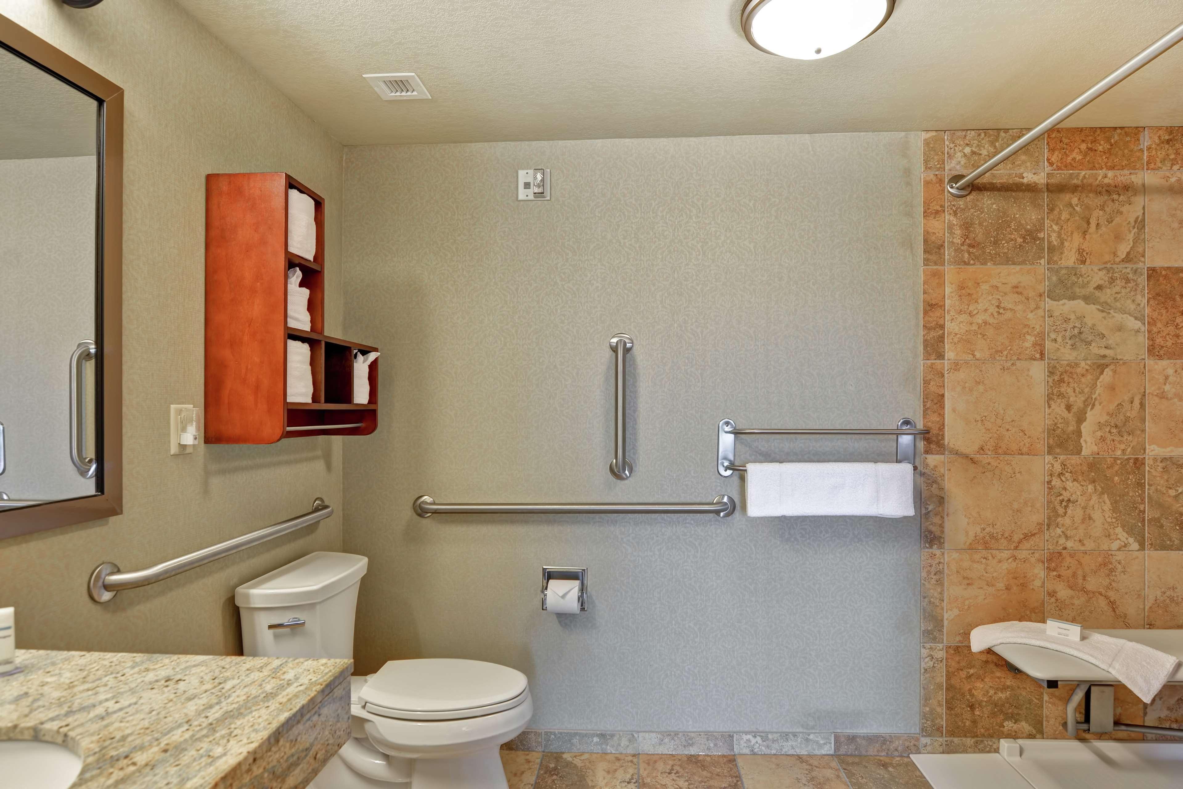 Hampton Inn And Suites New Hartford/Utica Buitenkant foto