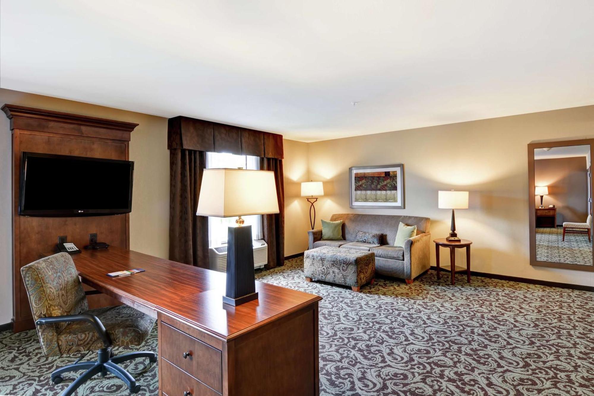 Hampton Inn And Suites New Hartford/Utica Buitenkant foto